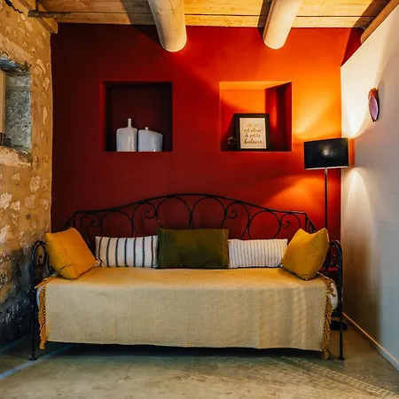 Du Bout Holiday home Eygalieres (Bouches-du-Rhone)