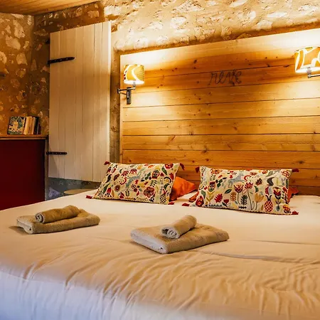 Holiday home Du Bout Eygalieres (Bouches-du-Rhone)